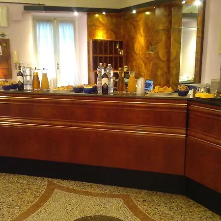 Hotel Pino Torinese 3*
