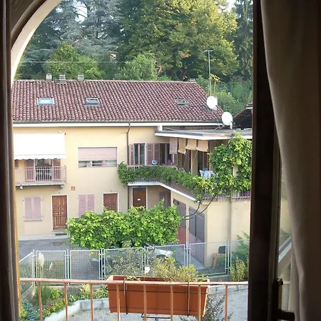 Hotel Pino Torinese Pensión