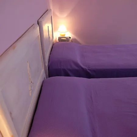 Pensión Hotel Pino Torinese 3*